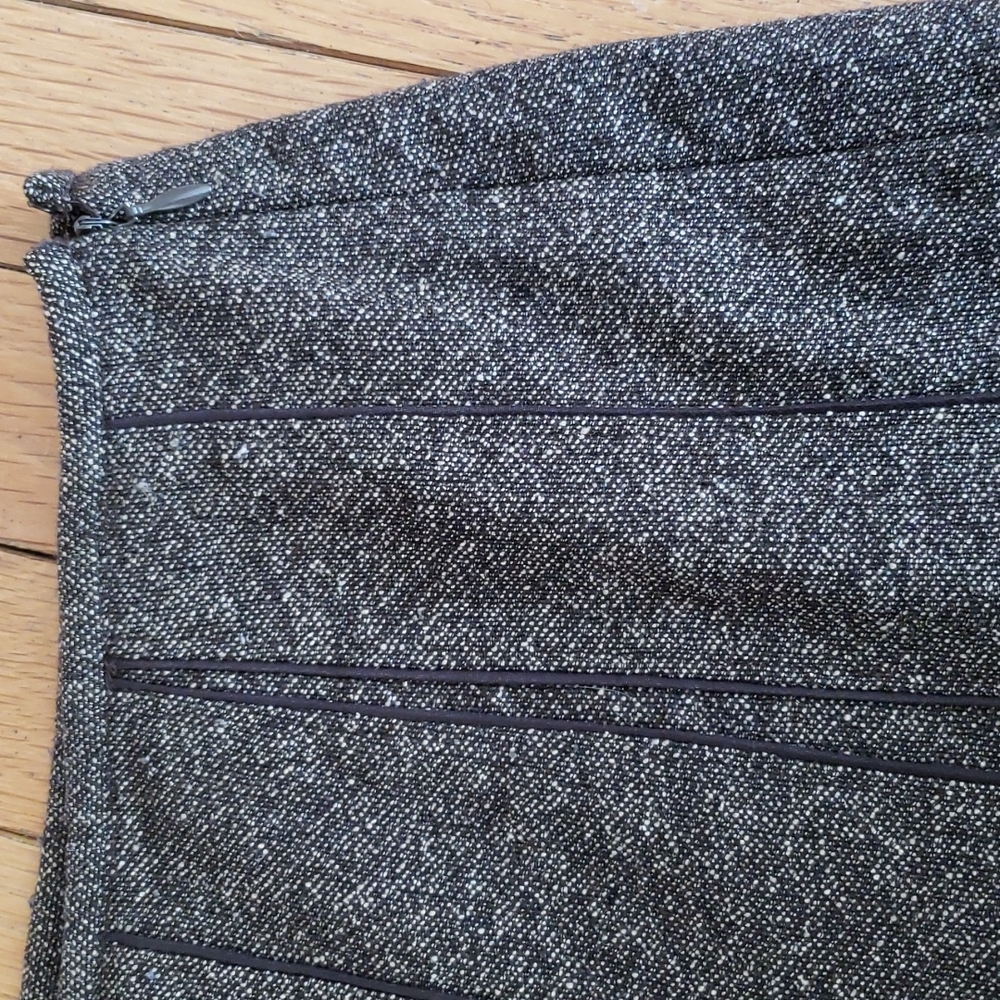 Ann Taylor wool blend skirt - Picture 3 of 6